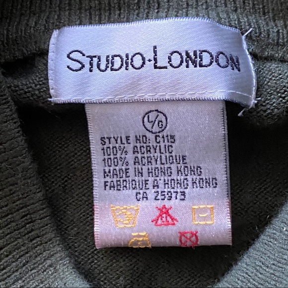 2/$25- STUDIO LONDON Military Green Mock Turleneck sz L - Picture 7 of 7